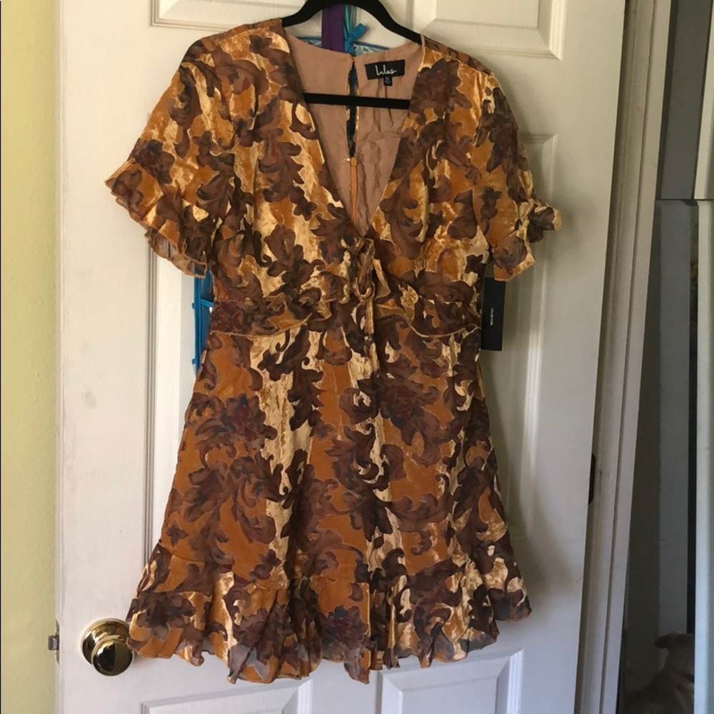 NWT Lulu’s mustard yellow velvet burnout dress